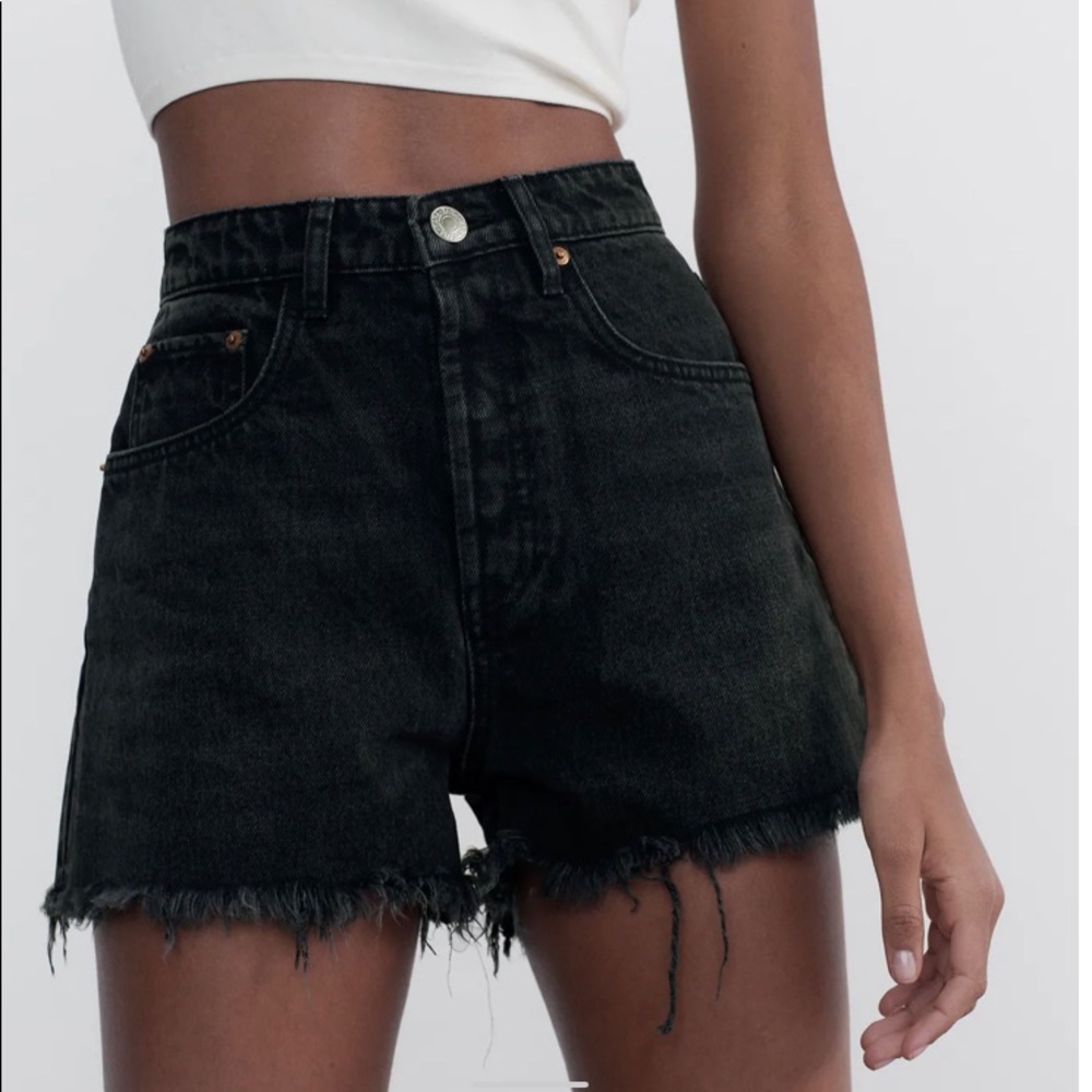 Zara high rise frayed shorts